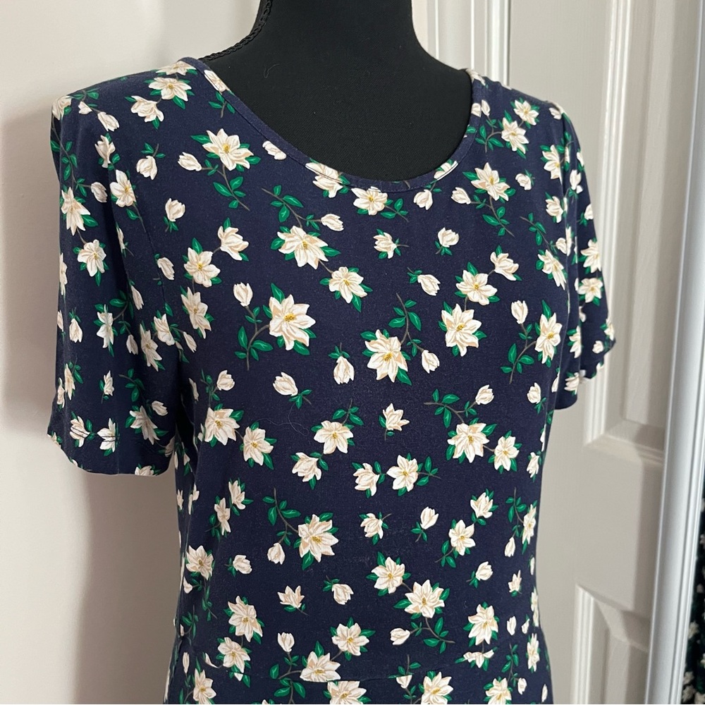 Draper James Tammy T-Shirt Dress in Magnolia size Small